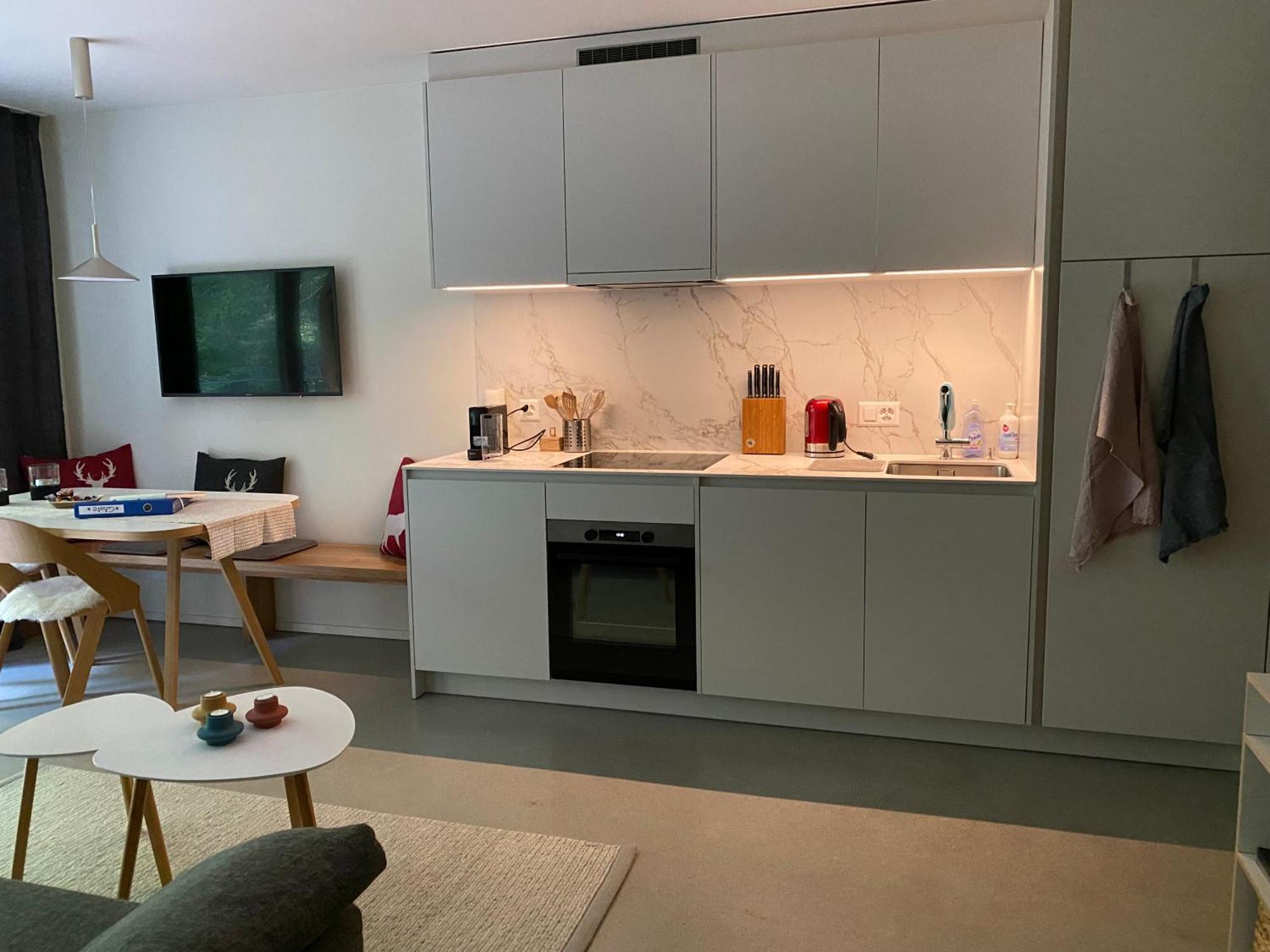 Stilvolle Ferienwohnung Direkt An Der Skipiste Flims Exterior foto